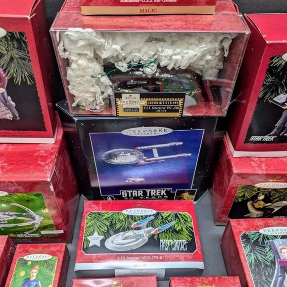 STAR TREK Hallmark Keepsake Ornaments Lot 19 Spock Borg Data Riker Janeway Rio - Picture 3 of 6